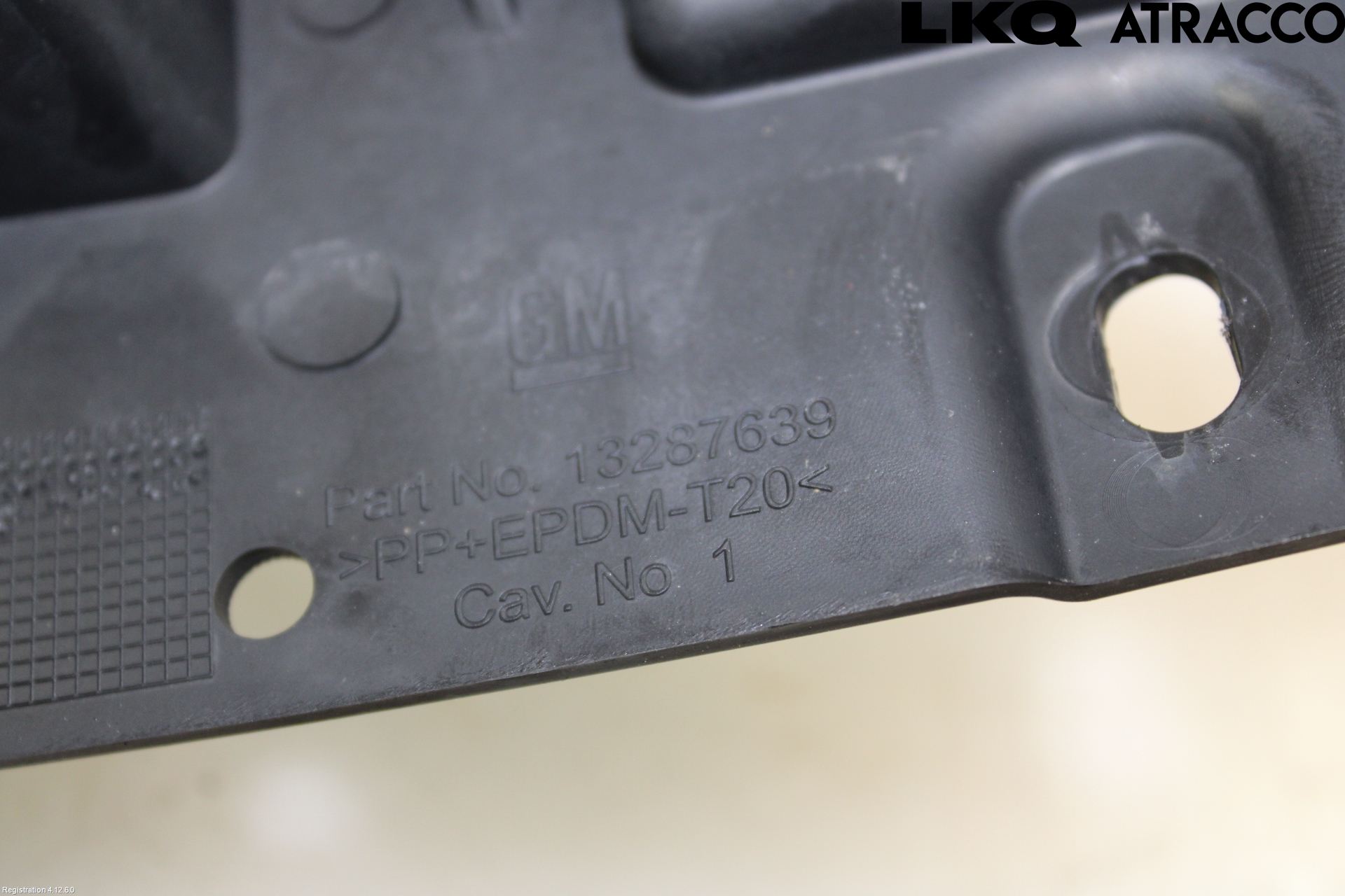 Opel ASTRA J 10-15 Strålkast Fästsarg