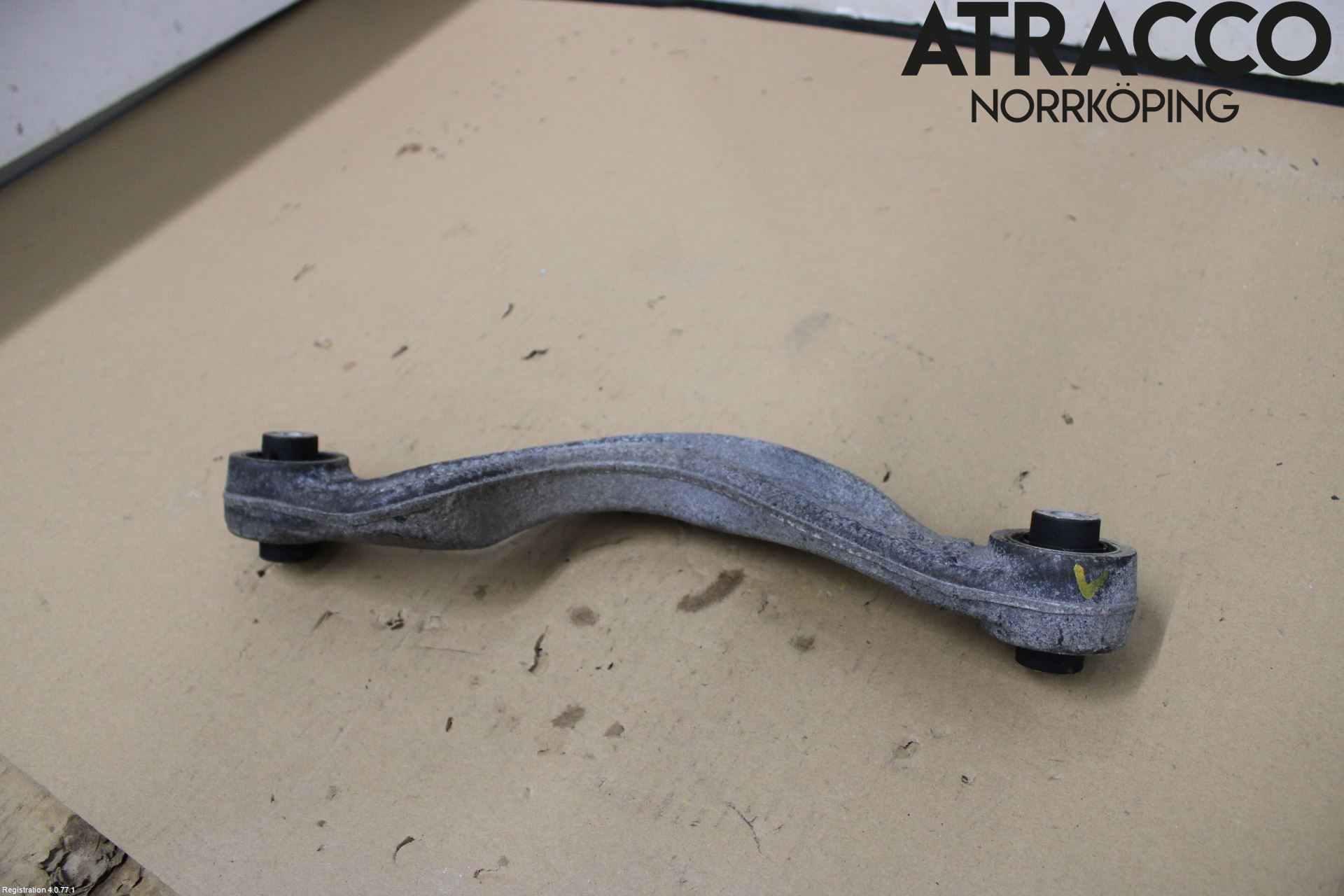 Jaguar E-PACE 17- Bärarm Bak Övre Vänster