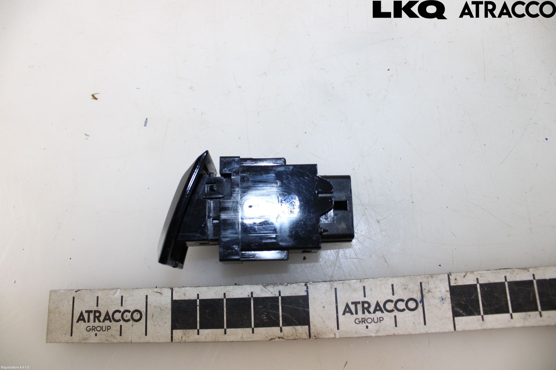 Toyota COROLLA 19- Strömställare Varnings