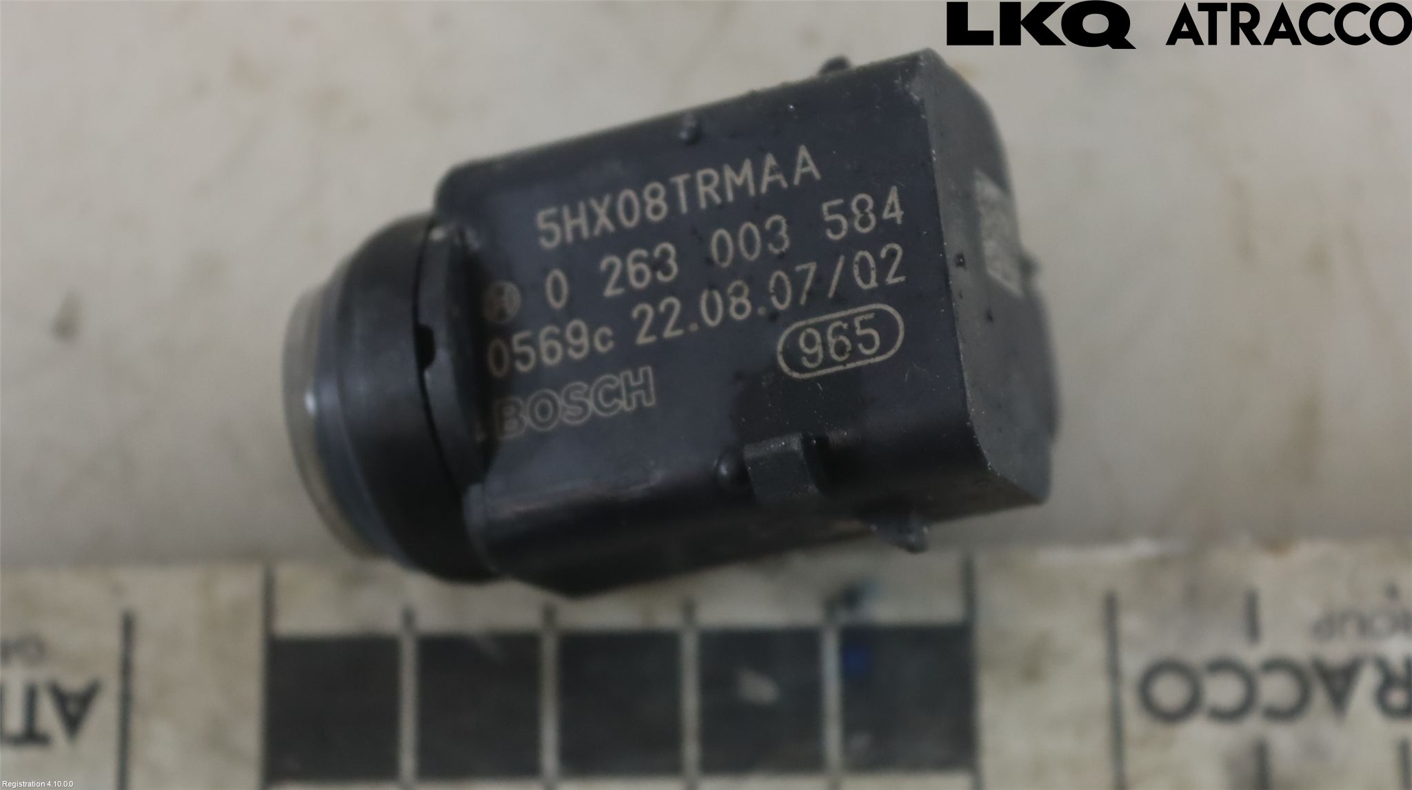 Jeep COMMANDER Parkeringshjälp Frontsensor