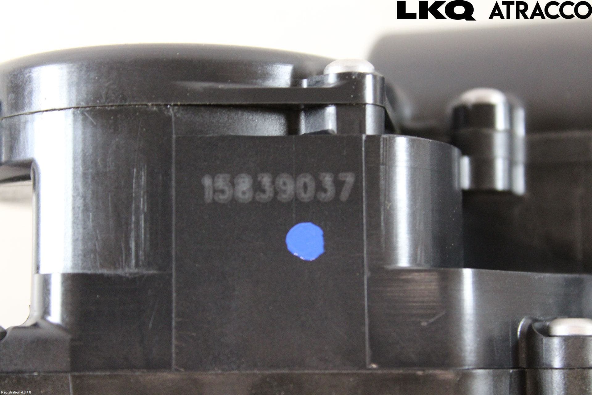 Cadillac ESCALADE Låskista Baklucka