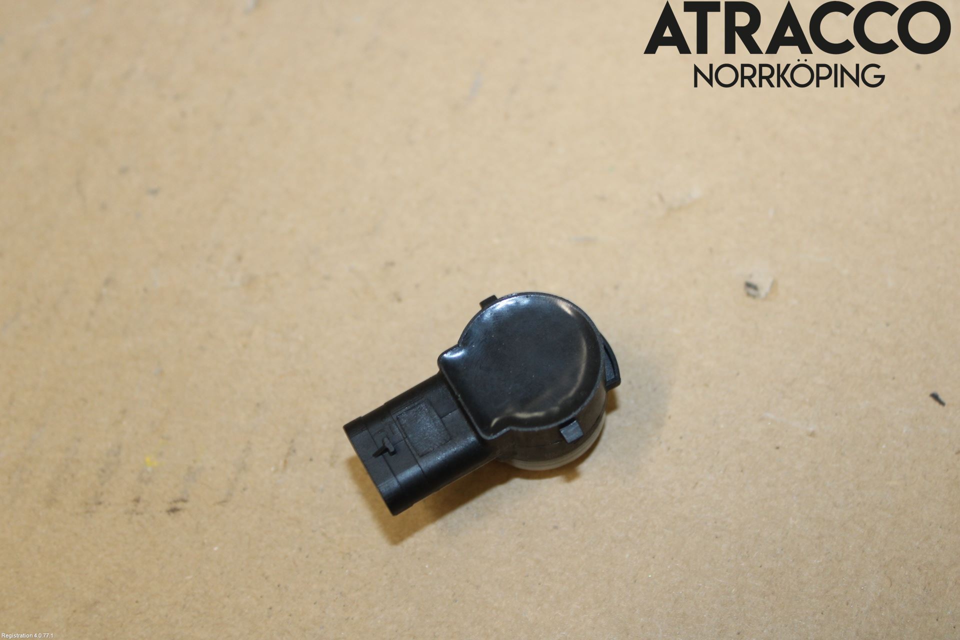 Jaguar E-PACE 17- Parkeringshjälp Frontsensor