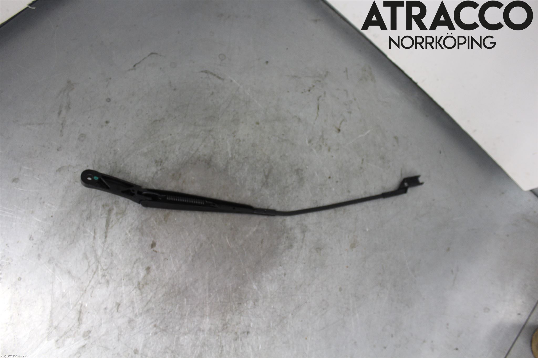 Volkswagen VW TIGUAN 16-24 Torkararm Armar Vindruta