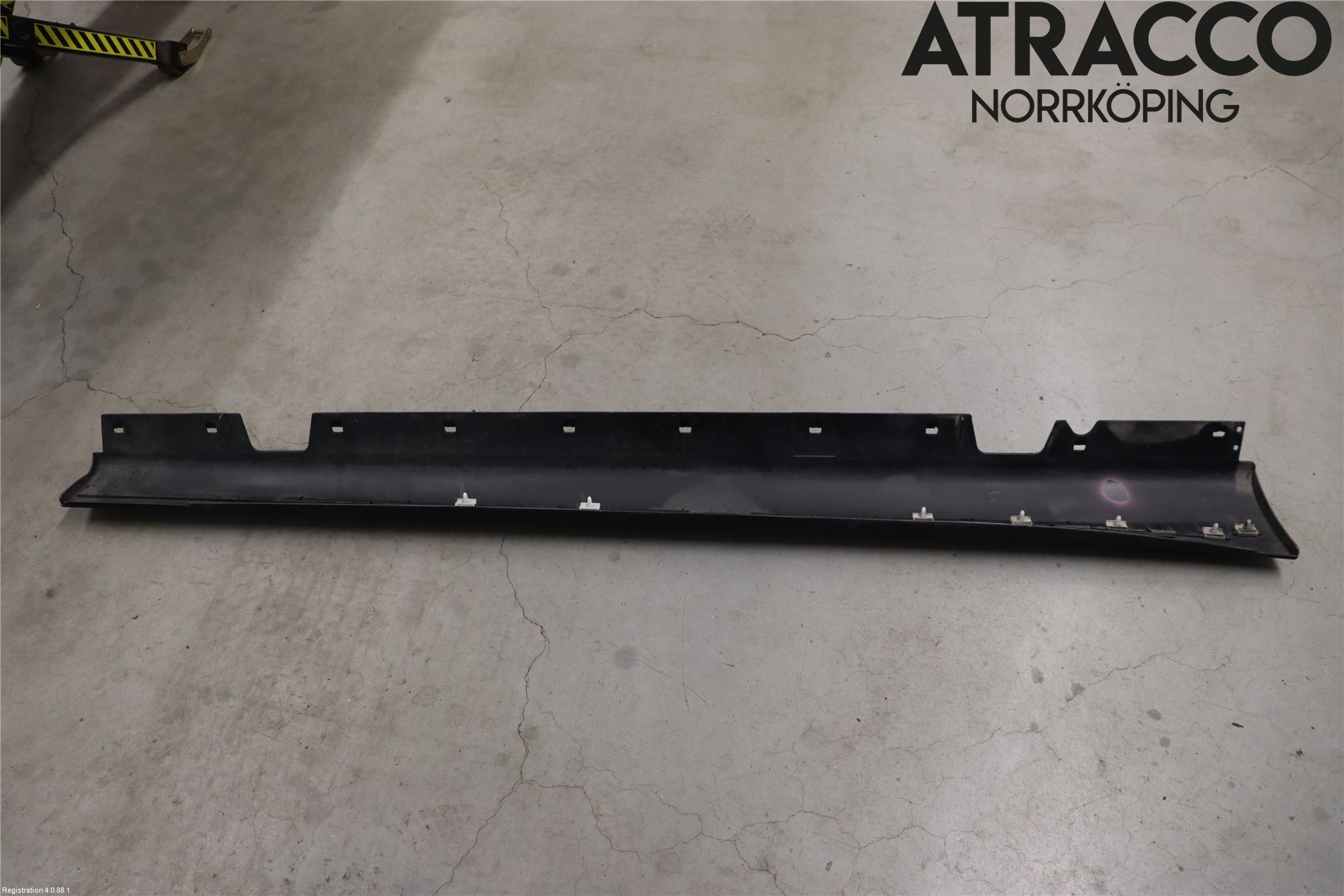 BMW 3 E90/91 SED/TOU 05-12 Sidokjol Vä