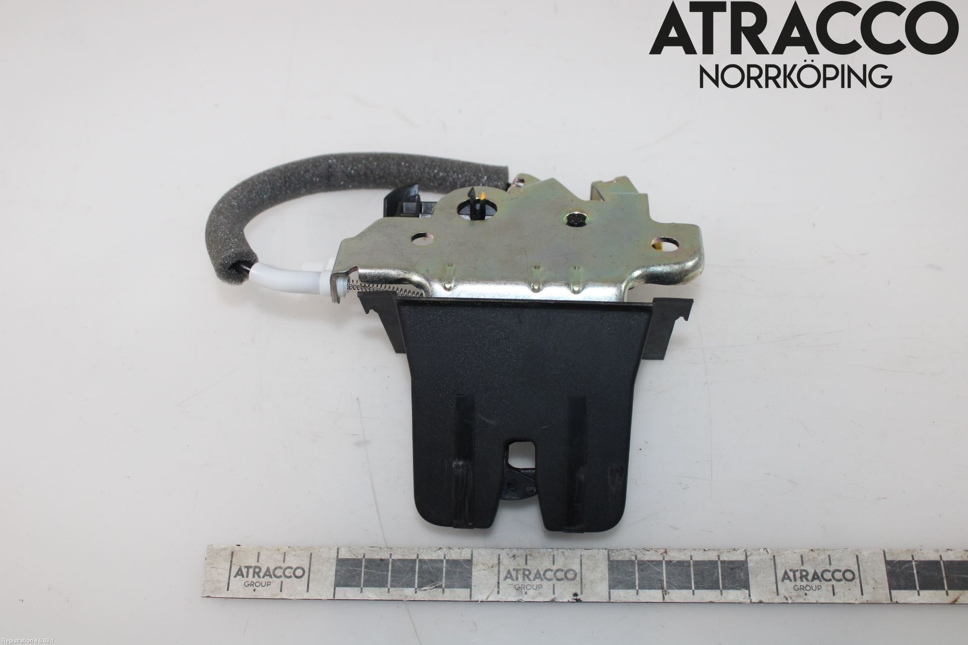 Skoda SUPERB 16-24 Låskista Baklucka