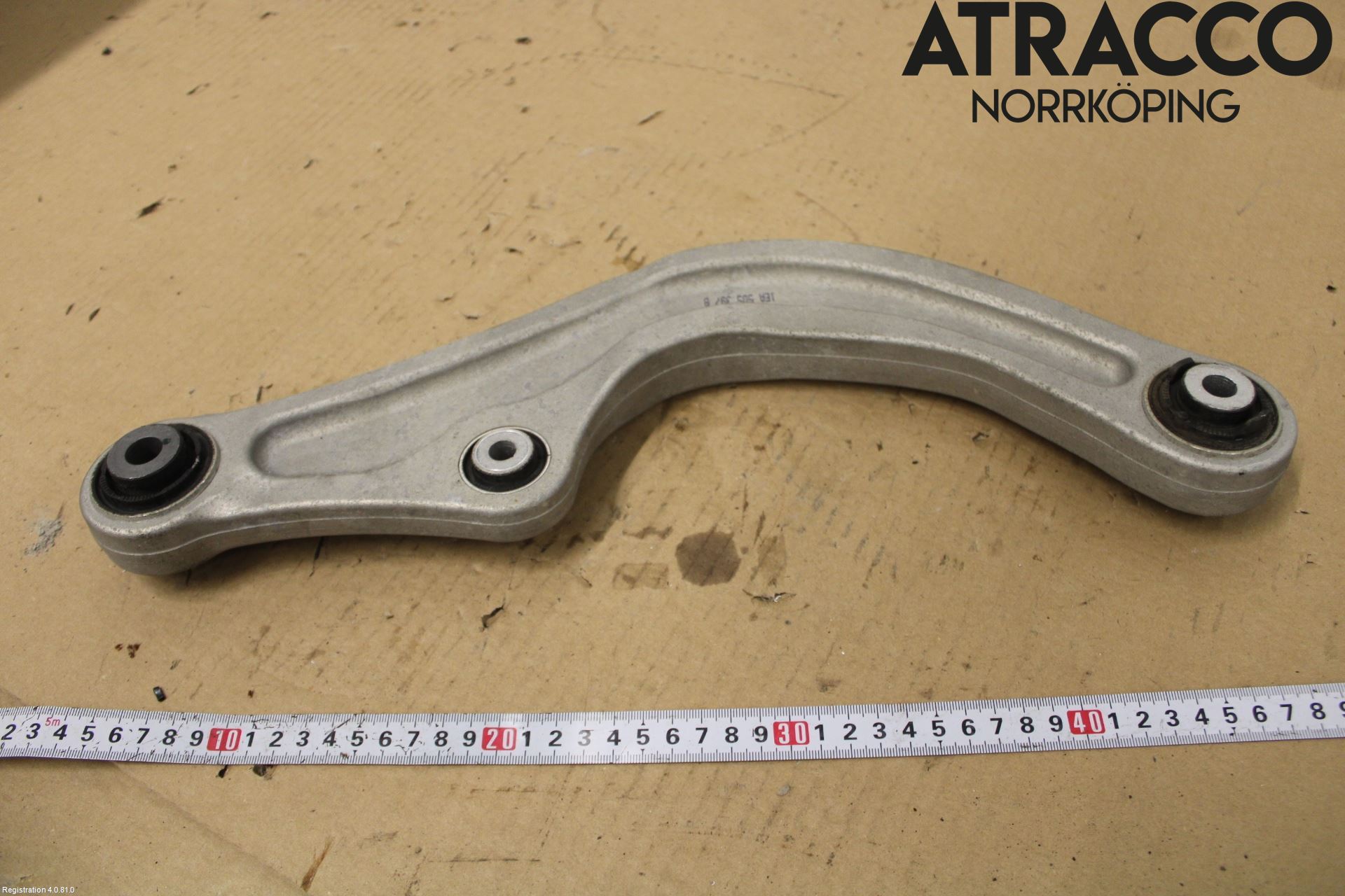 Cupra BORN 22- Bärarm Bak Övre Vänster