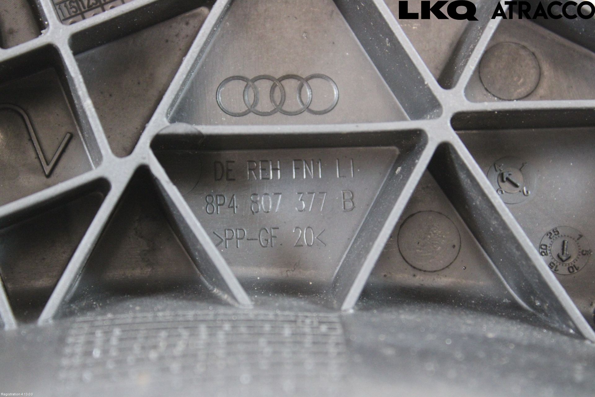 Audi A3/S3 05-13 Stötfångarfäste Bak Vä