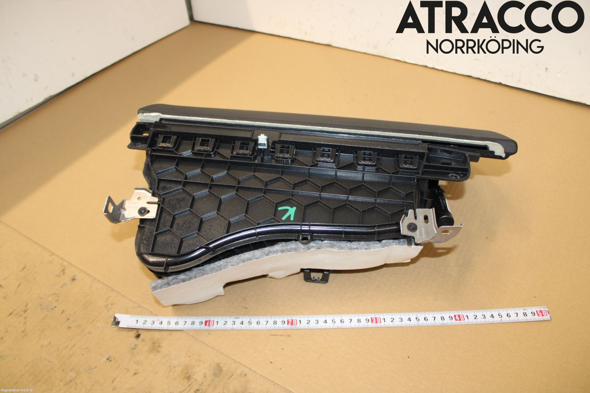 BMW 3 F30/F31/F80 12-19 Handskfack