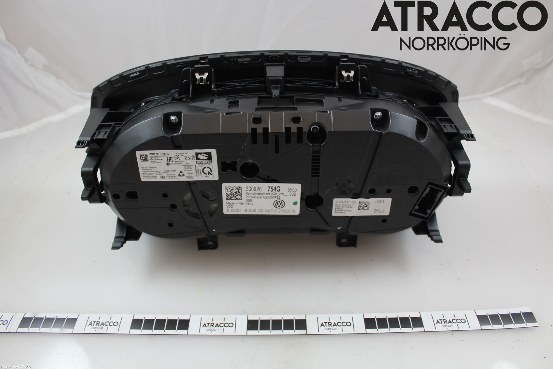Volkswagen VW PASSAT 20-24 Instrument Komb