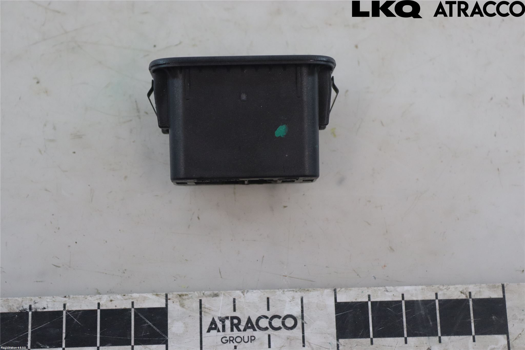 Jaguar I-PACE 18- Bakluckeöppnare Automatisk