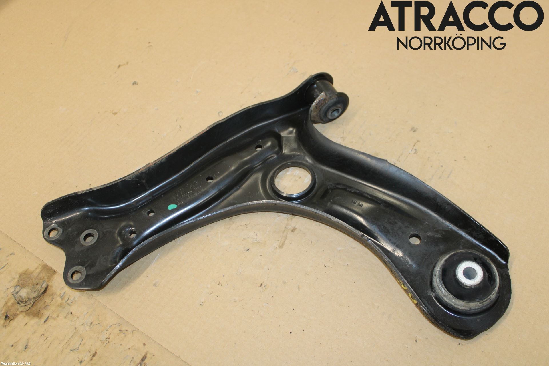 Skoda FABIA 15-21 Bärarm Fram Undre Hö