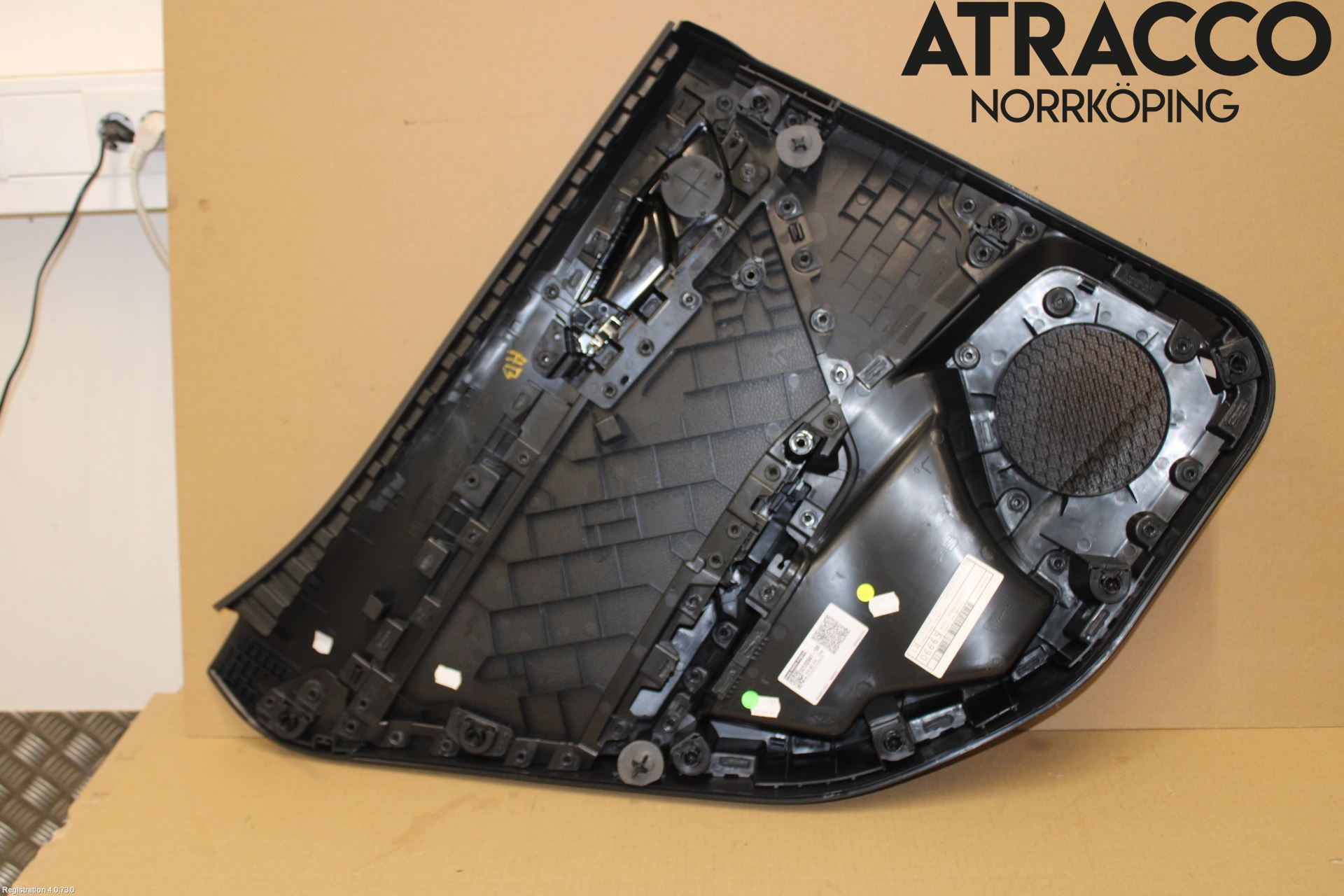 Seat LEON 20- Dörrklädsel Hö