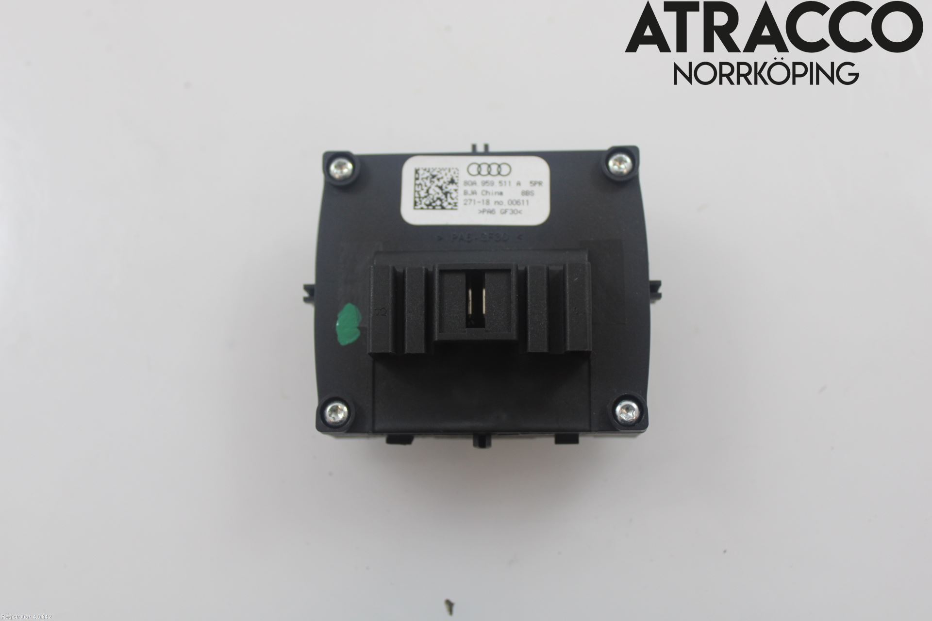 Audi Q5/SQ5 17- Strömställare Dragkrok