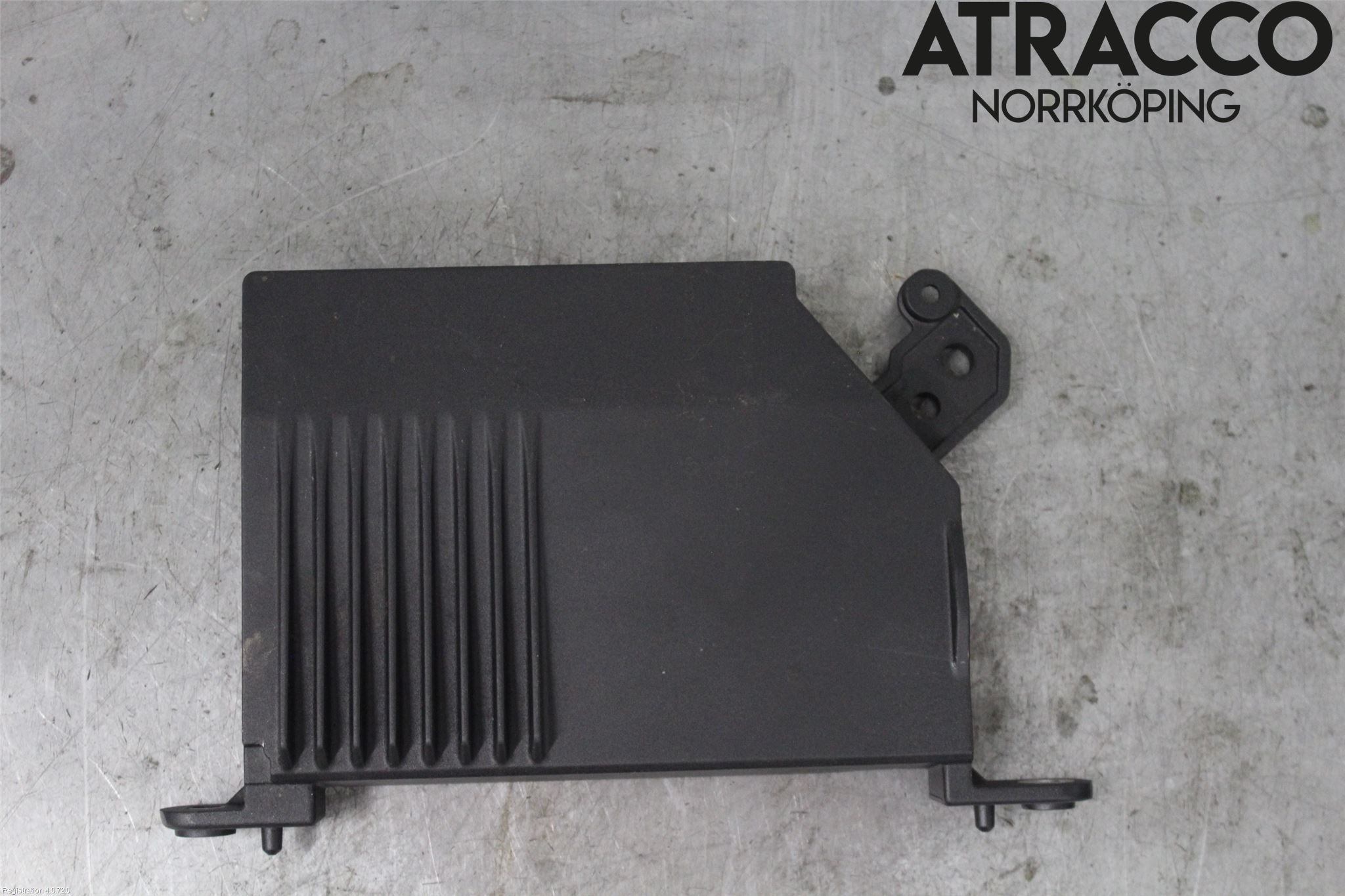 Volvo XC40/RECHARGE 18- Radio-Stereo Förstärkare