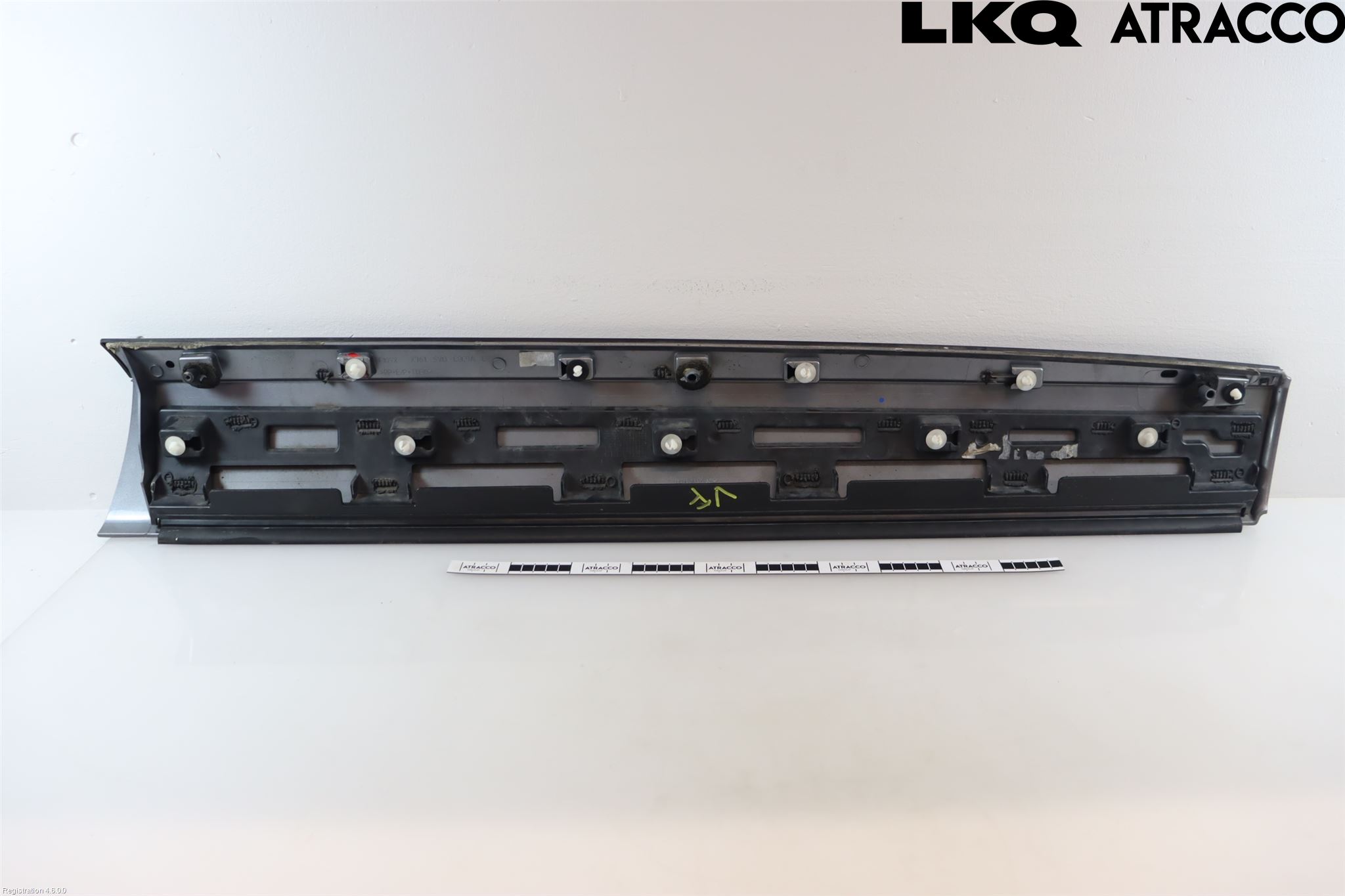 Jaguar F-PACE Sidokjol Vä