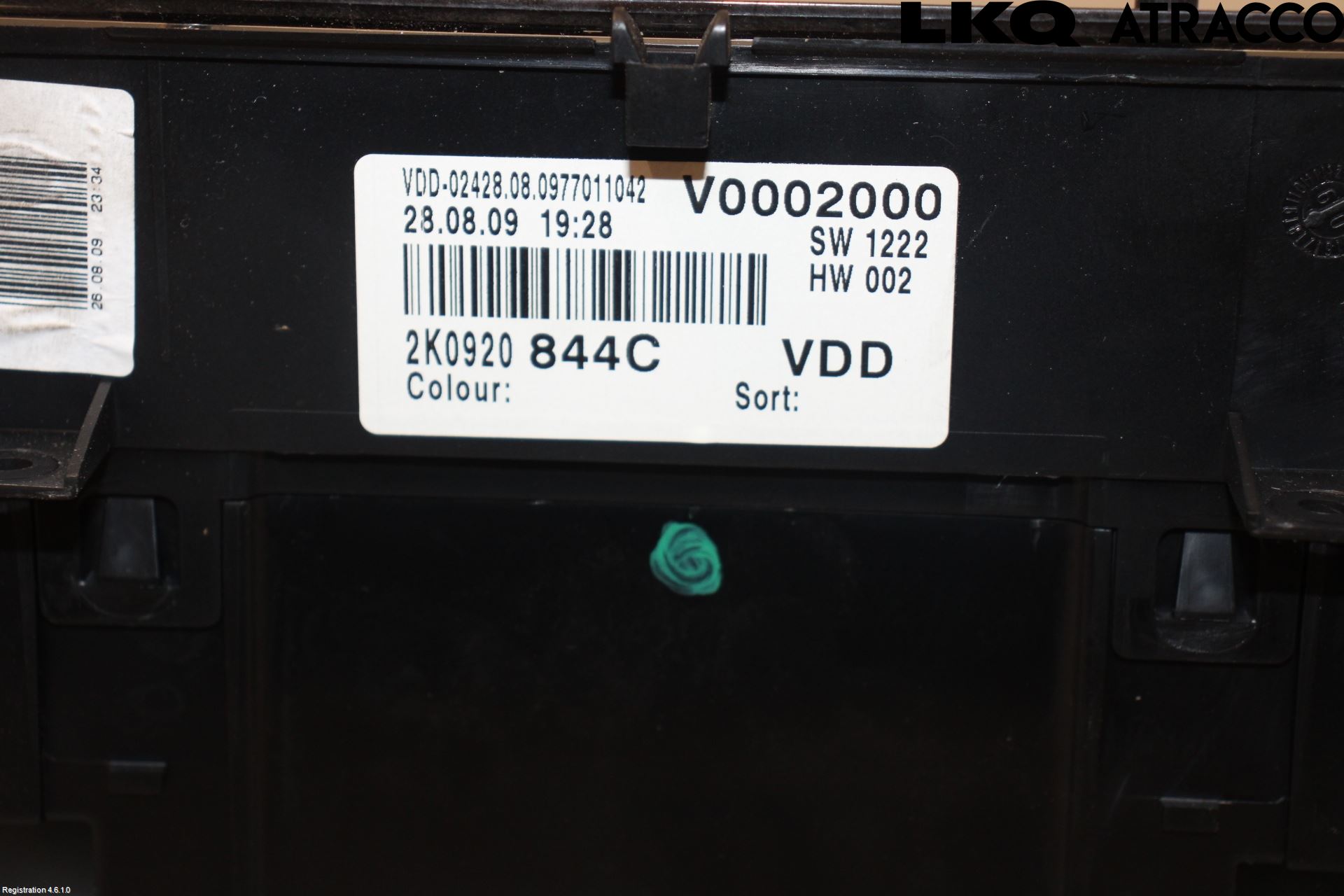 Volkswagen VW CADDY      04-10 Instrument Komb