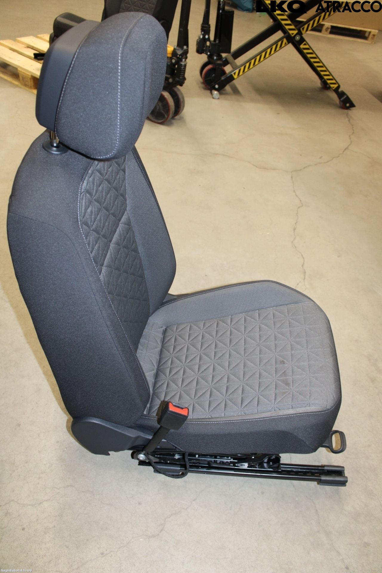 Volkswagen VW TIGUAN 16-24 Inredning Stol Fram Vä