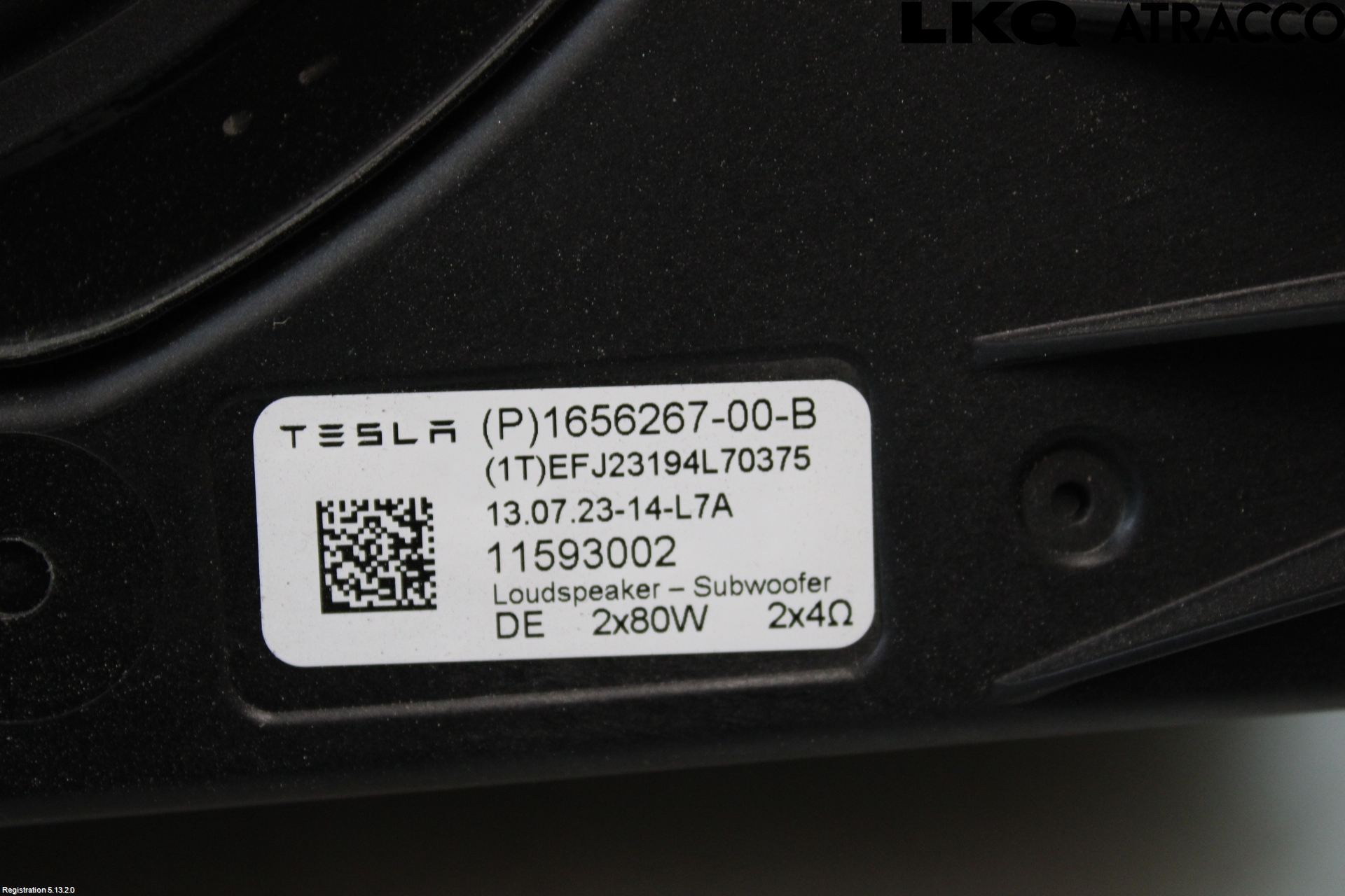 Tesla MODEL Y 21- Högtalare