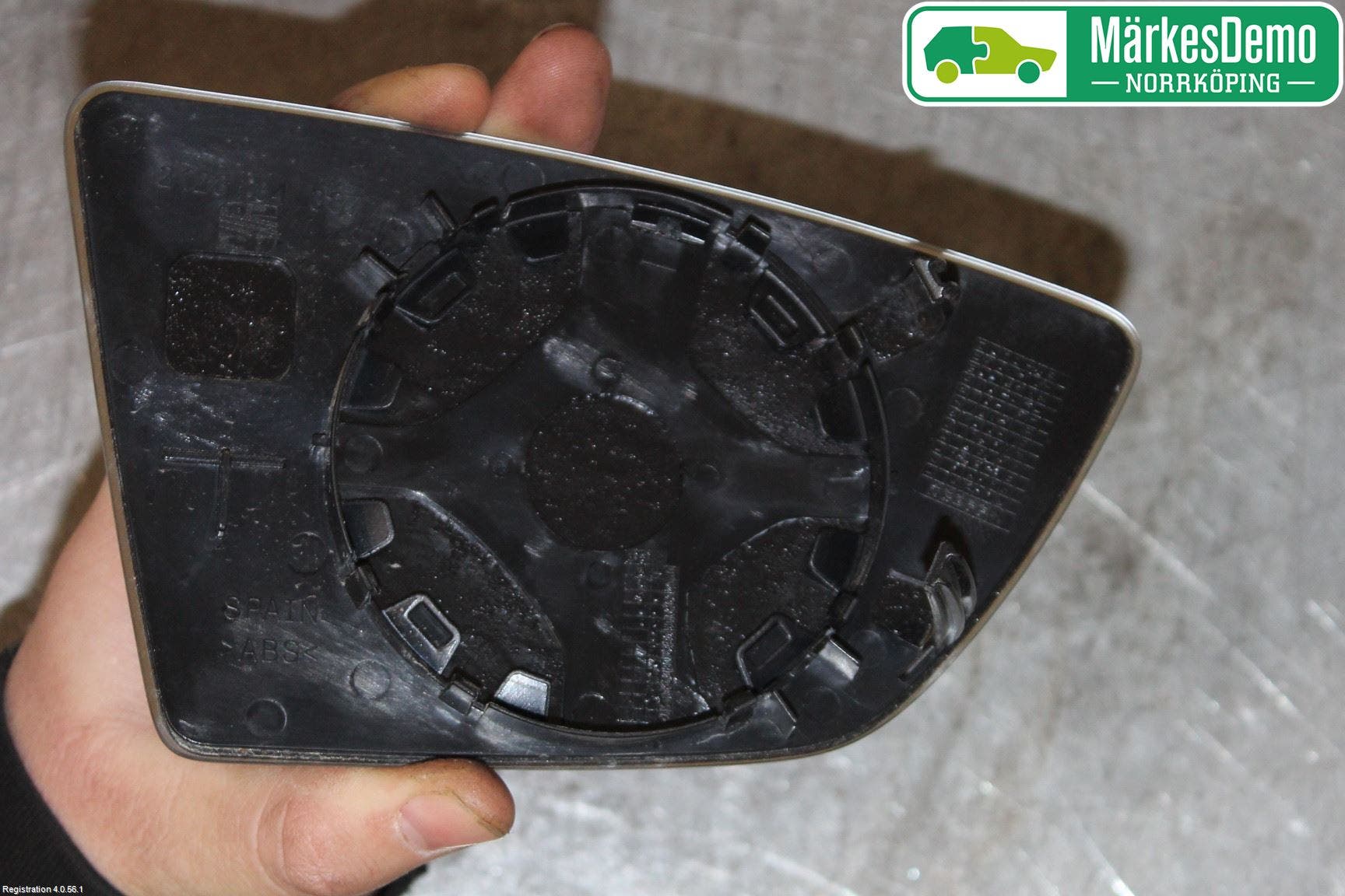 Seat IBIZA V 17-20 Spegelglas Vä