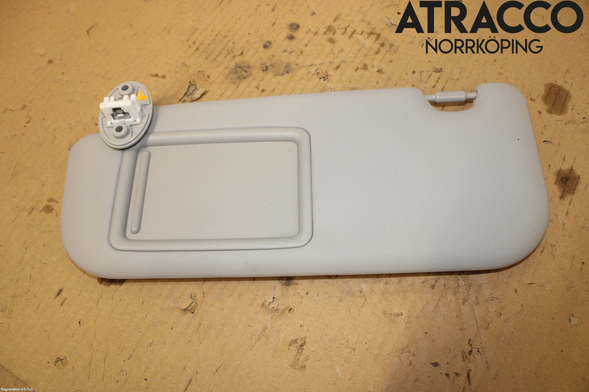 Toyota RAV4 19- Solskydd