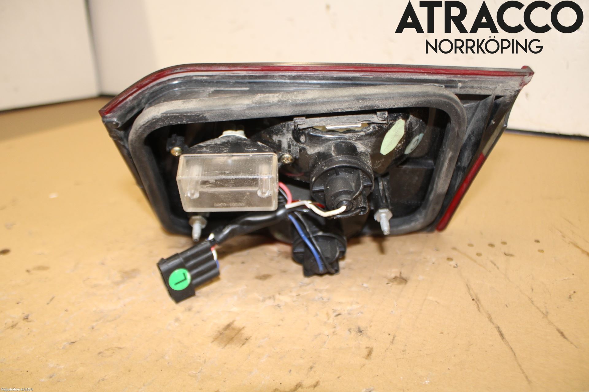 BMW 5 E34      88-96 Bakljus Lucka Vä