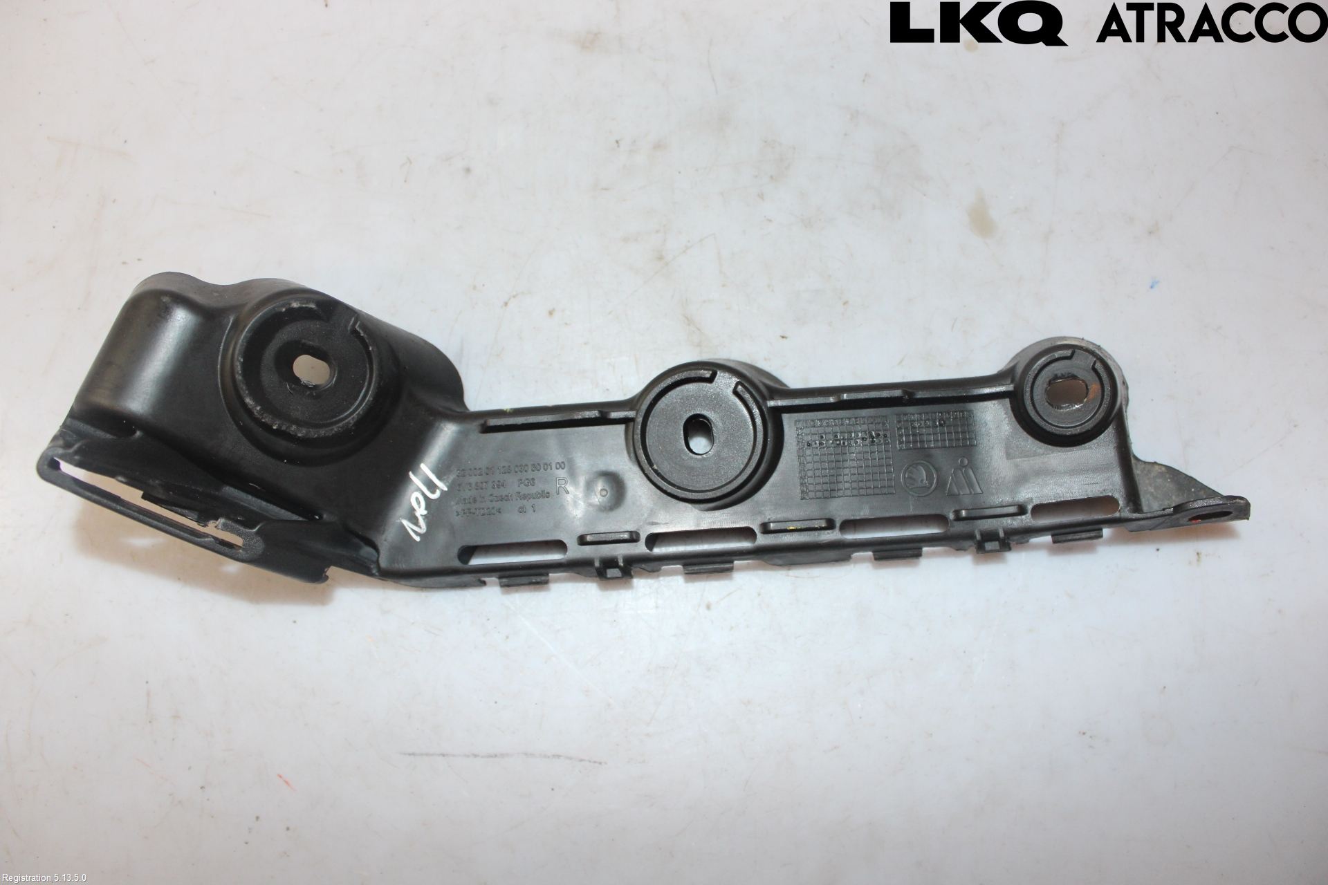 Skoda FABIA 15-21 Stötfångarfäste Bak Hö