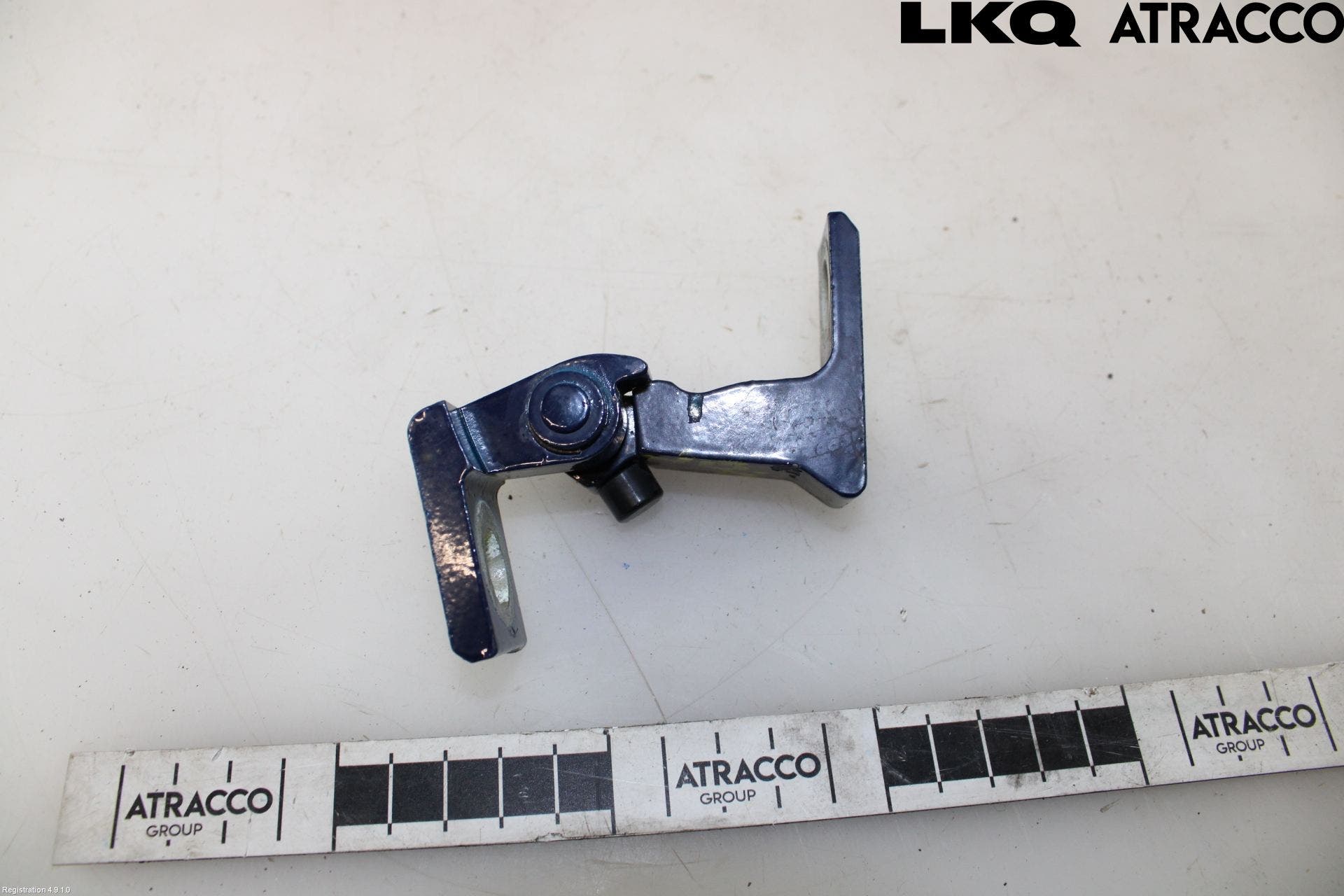 Skoda RAPID Dörrgångjärn