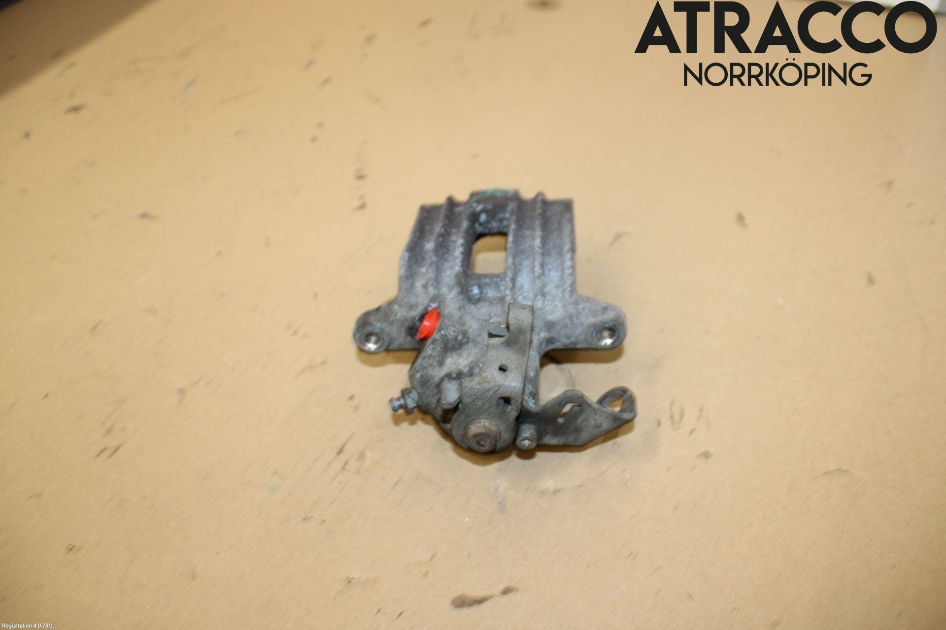 Skoda FABIA 07-14 Bromsok Bak Höger