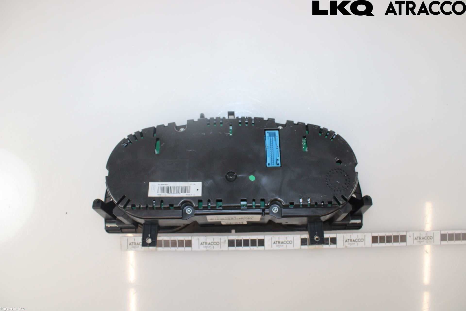 Volkswagen VW PASSAT 11-14 Instrument Komb