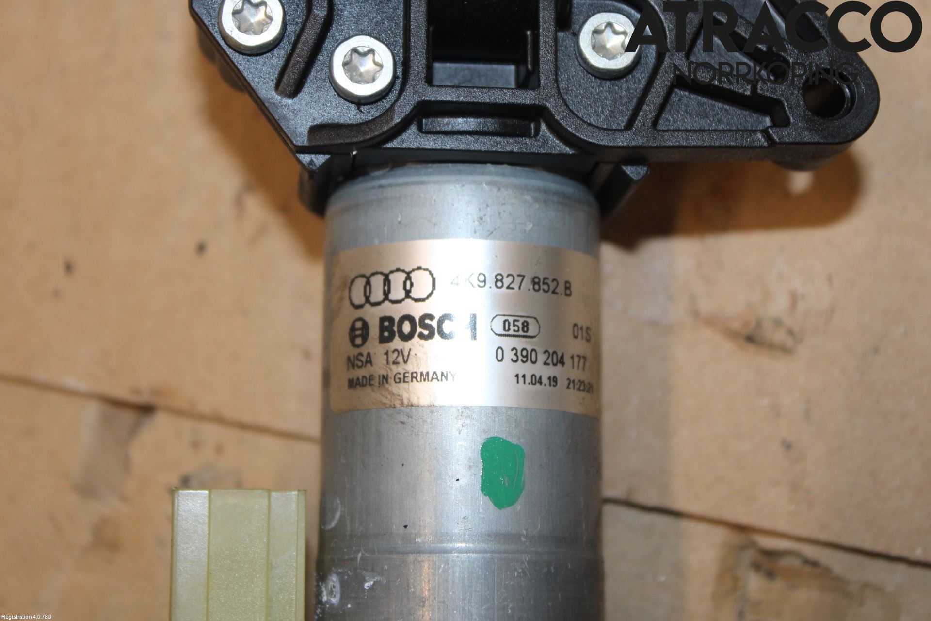 Audi A6 F2/C8 19- Bakluckeöppnare Automatisk