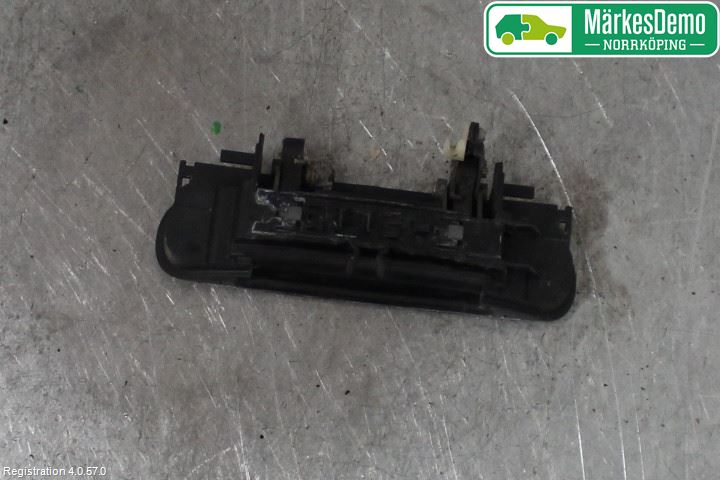 Audi A6/S6     97-05 Dörrhandtag Yttre Hö