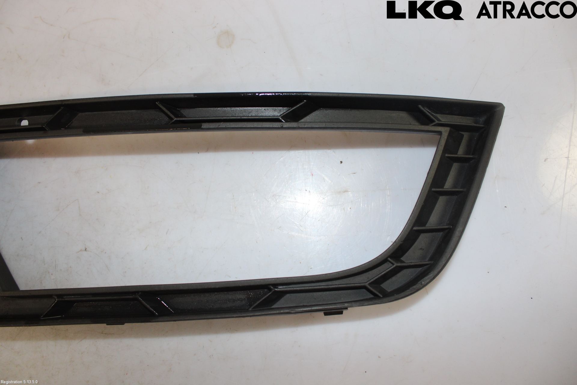 Skoda OCTAVIA (5E) 13-20 Dimljussarg Fram