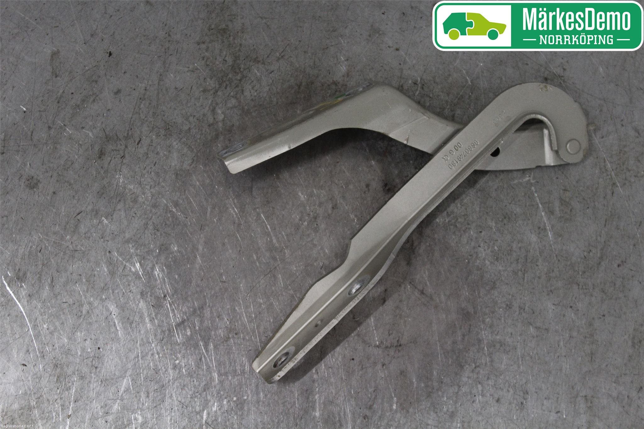 Peugeot 307 05-08 Huvgångjärn