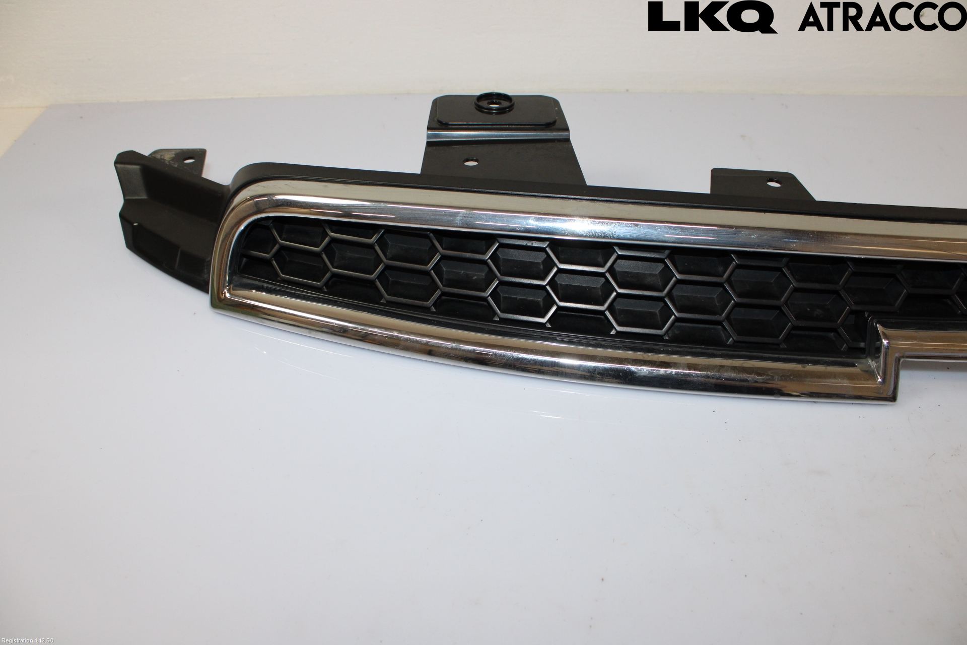 GM CHEVROLET ORLANDO Grilldel Mitt