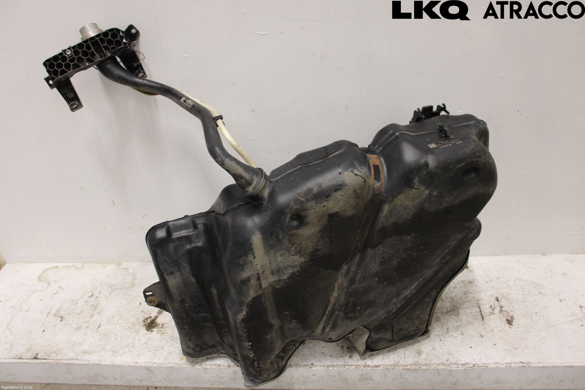 Volkswagen VW PASSAT 15-19 Bränsletank Diesel