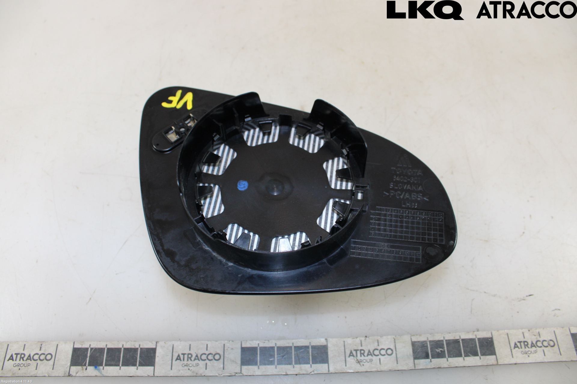 Toyota YARIS XP130 12-14 Spegelglas Vä