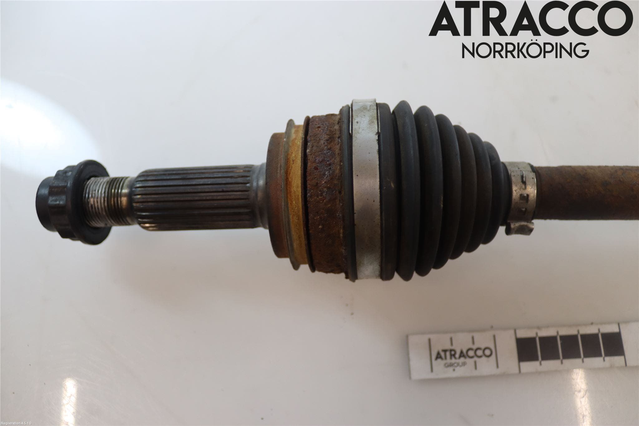 Toyota RAV4 13-18 Drivaxel Bak Höger