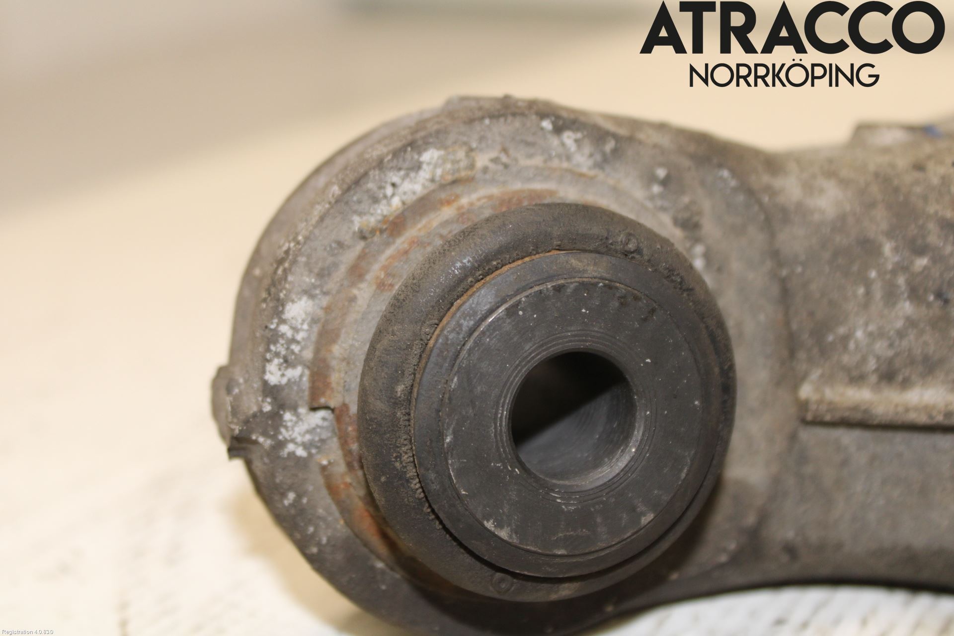 BMW 5 F10/F11/F18 09-17 Bärarm Bak Höger