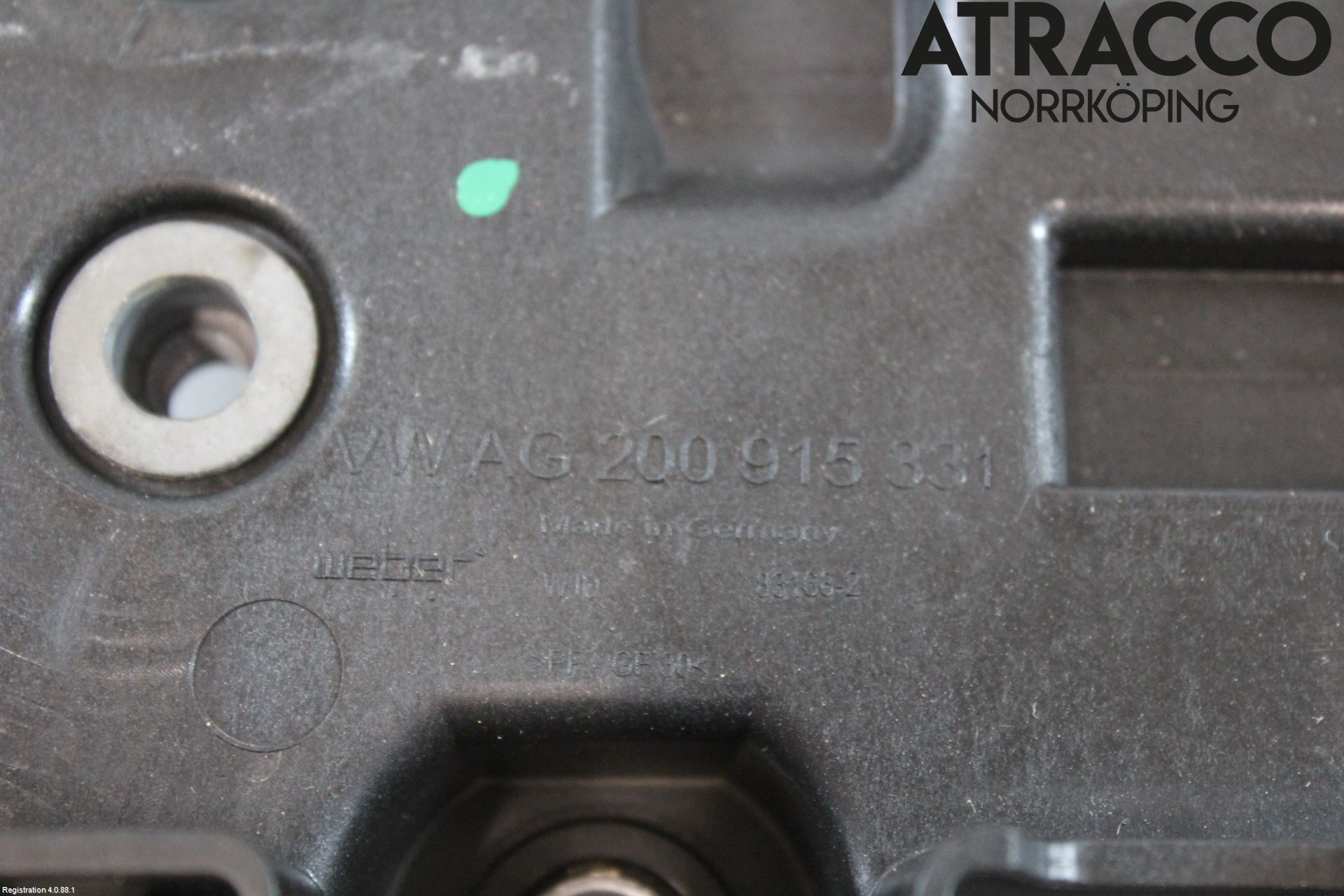 Skoda SCALA 19- Batterilåda-Fäste-Hållare