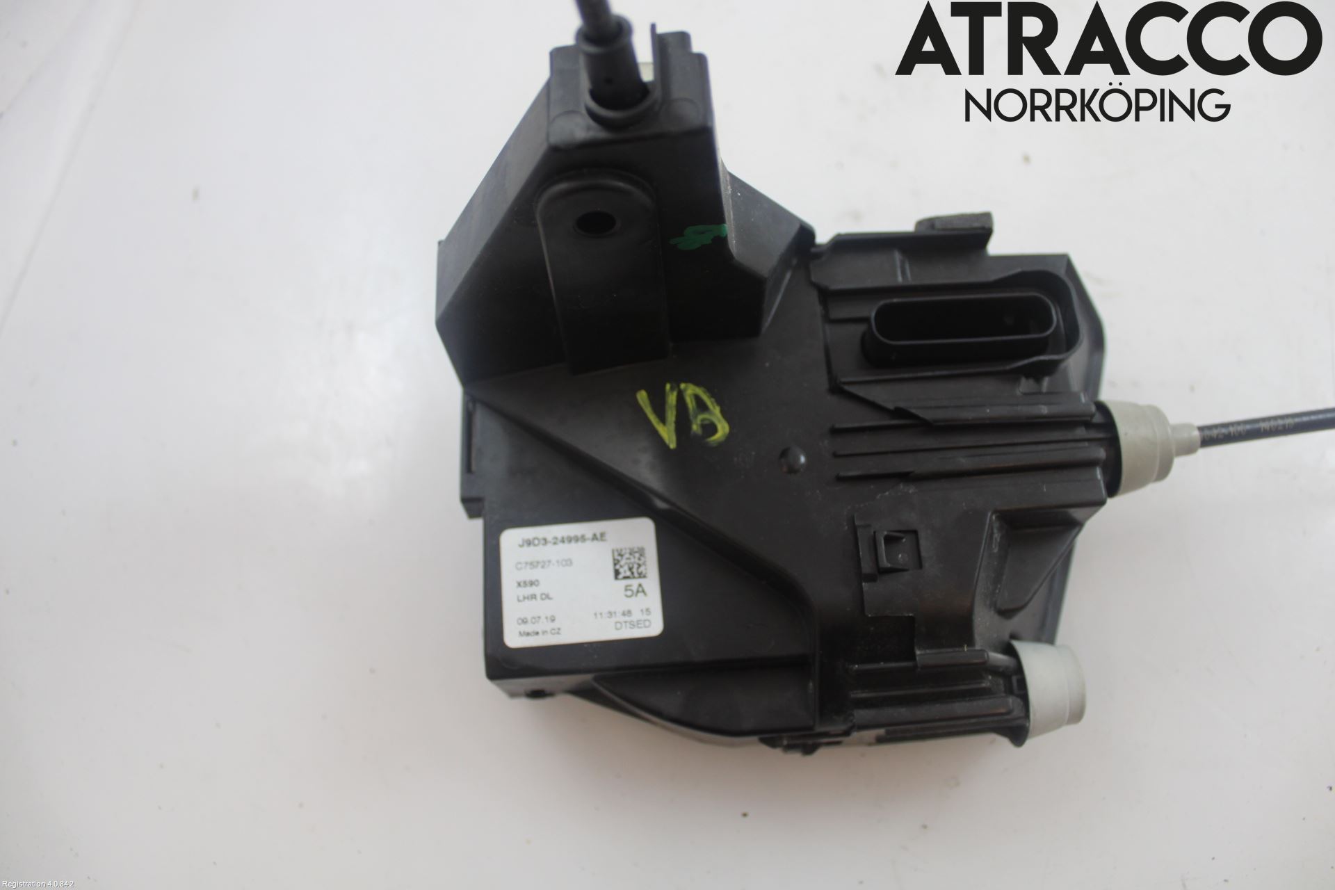 Jaguar I-PACE 18- Låskista-Dörrlås