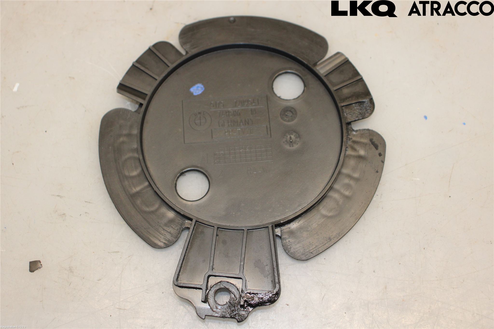 BMW 5 F10/F11/F18 09-17 Hasplåt Plåt-Plast