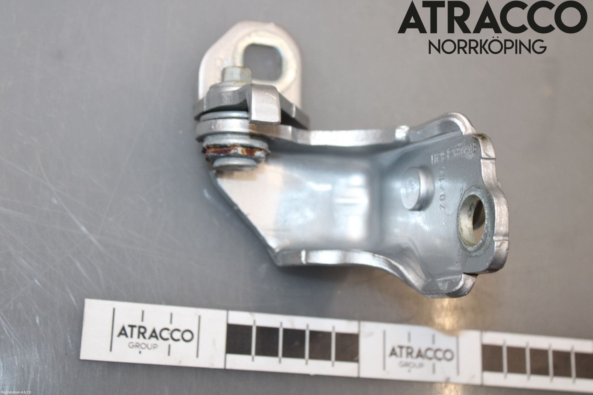 Ford S-MAX 15- Dörrgångjärn