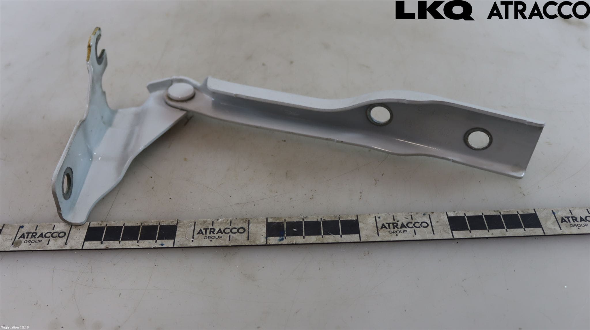 Volkswagen VW POLO 10-17 Huvgångjärn