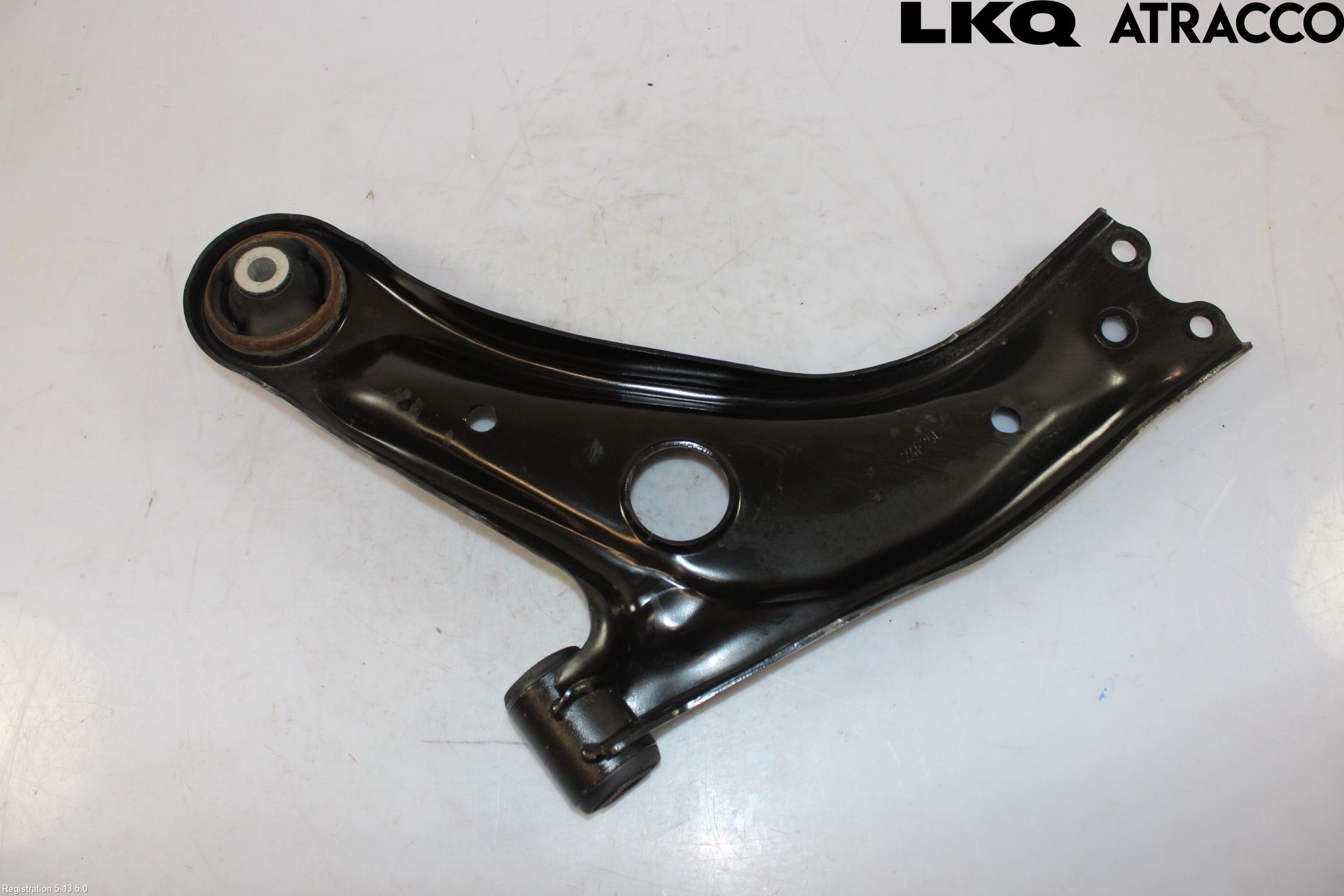 Toyota YARIS XP21 20- Bärarm Fram Undre Hö