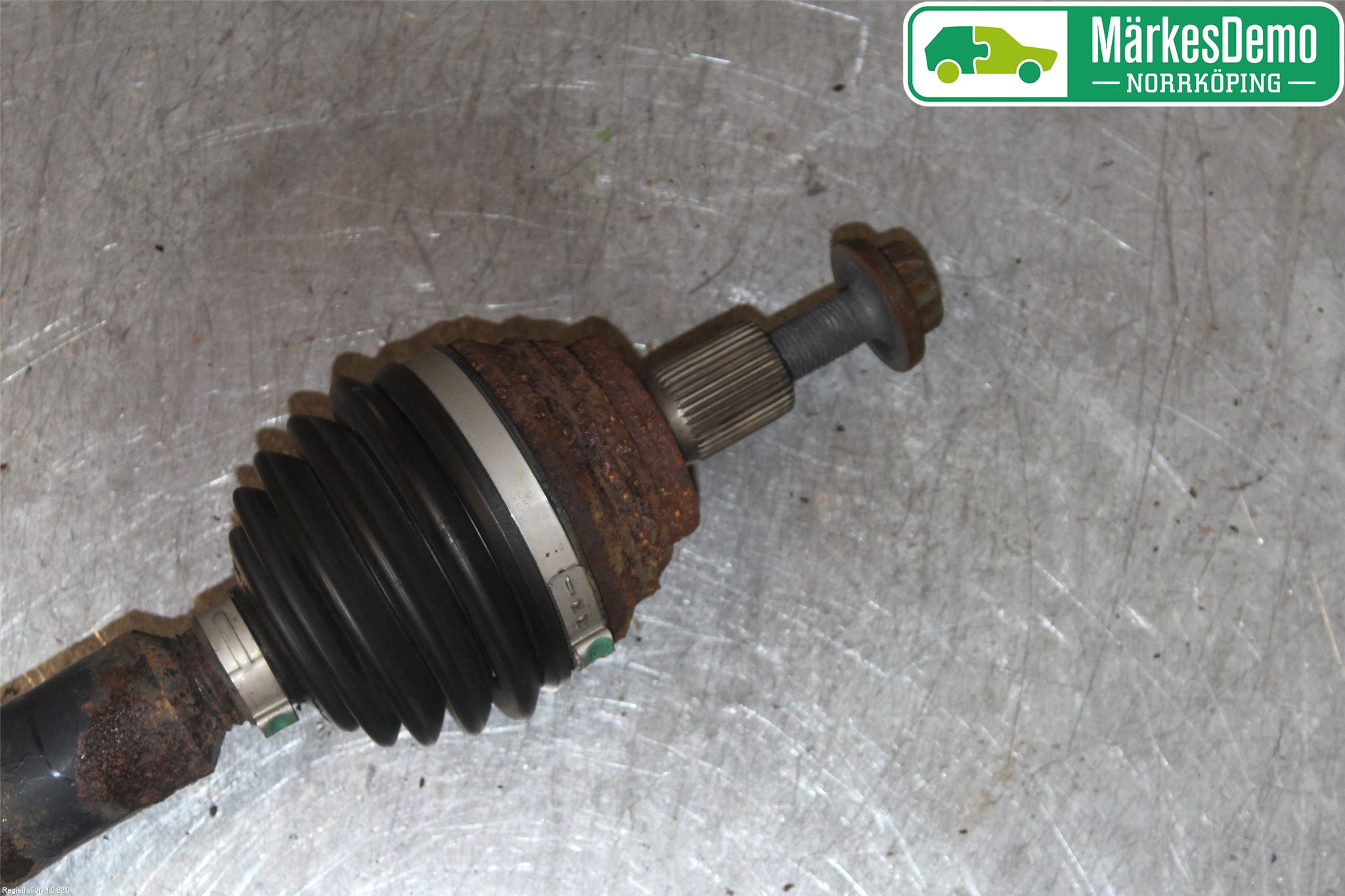 Audi A3/S3 05-13 Drivaxel Fram Höger