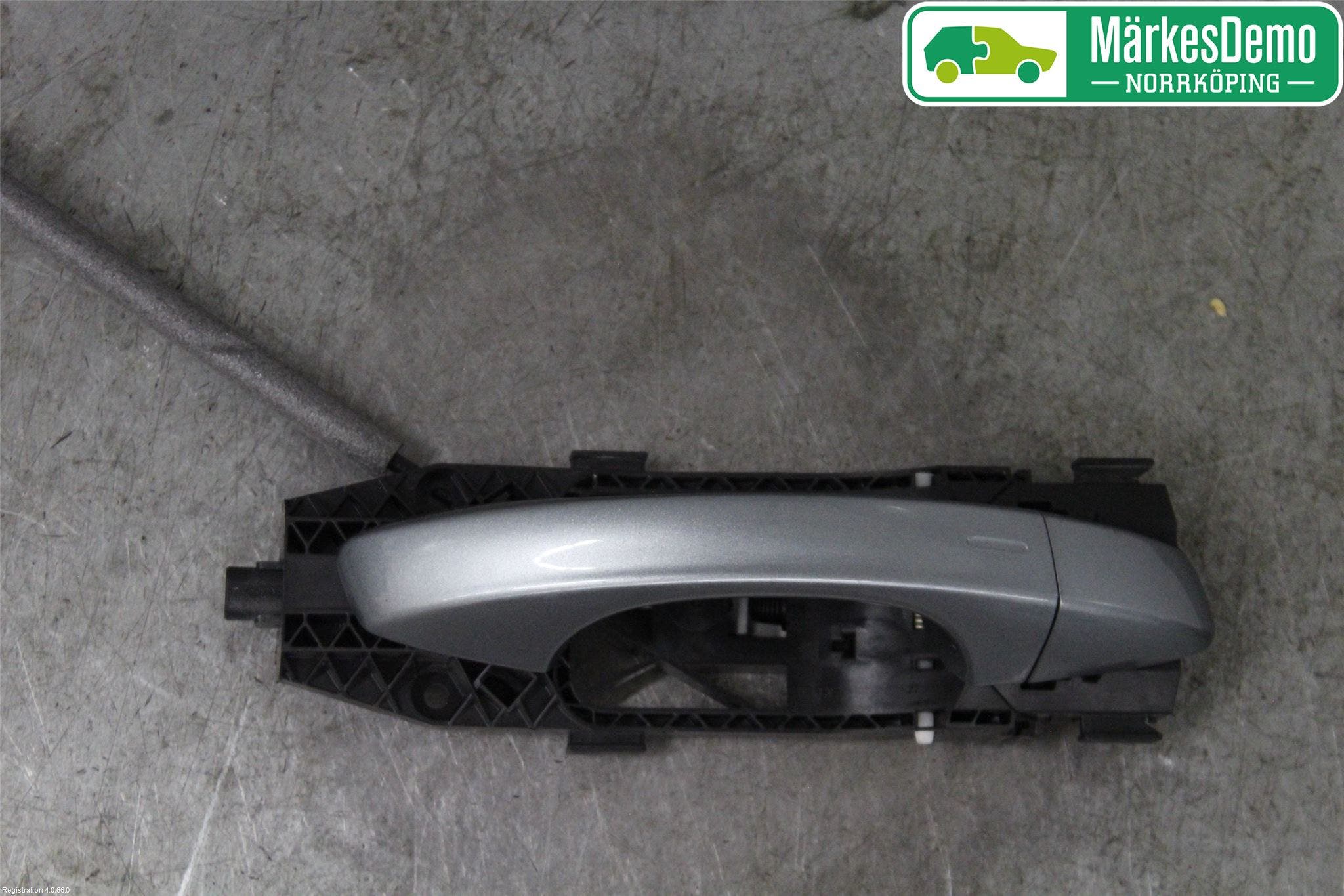 Skoda SUPERB 16-24 Dörrhandtag Yttre Hö