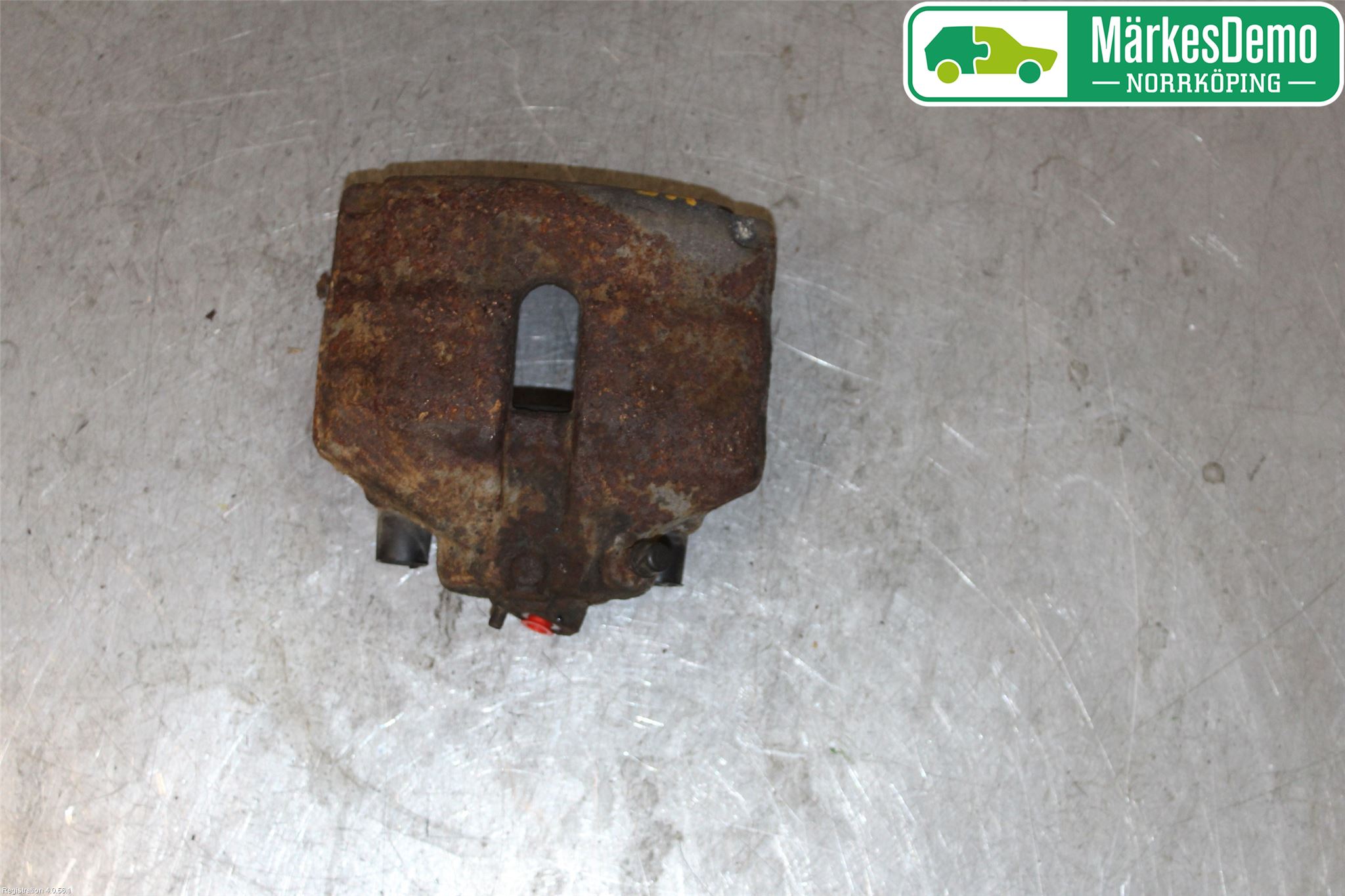Volkswagen VW PASSAT 05-11 Bromsok Fram Höger