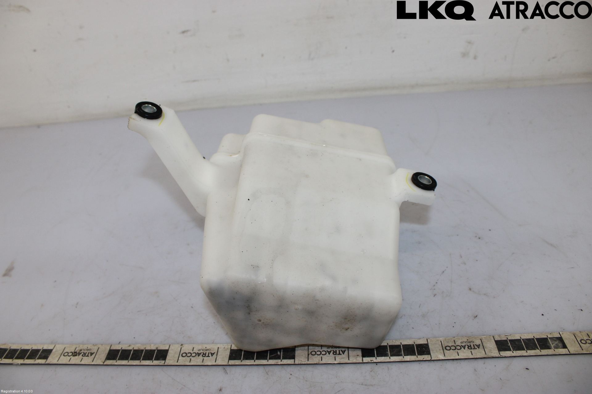 Toyota RAV 4 06-12 Spolartank Vindruta-Strål
