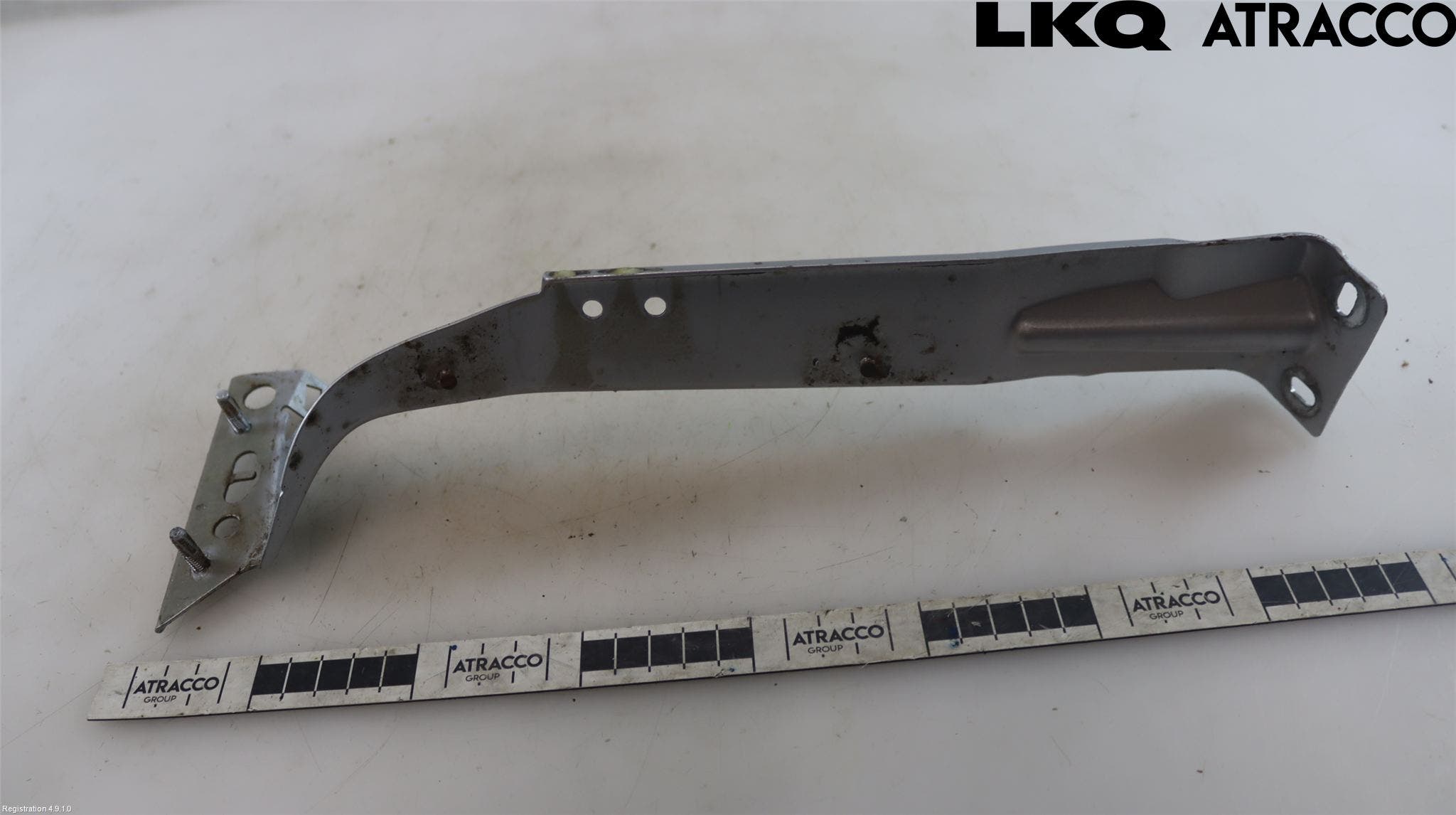 Audi A4 12-15 Frontplåt