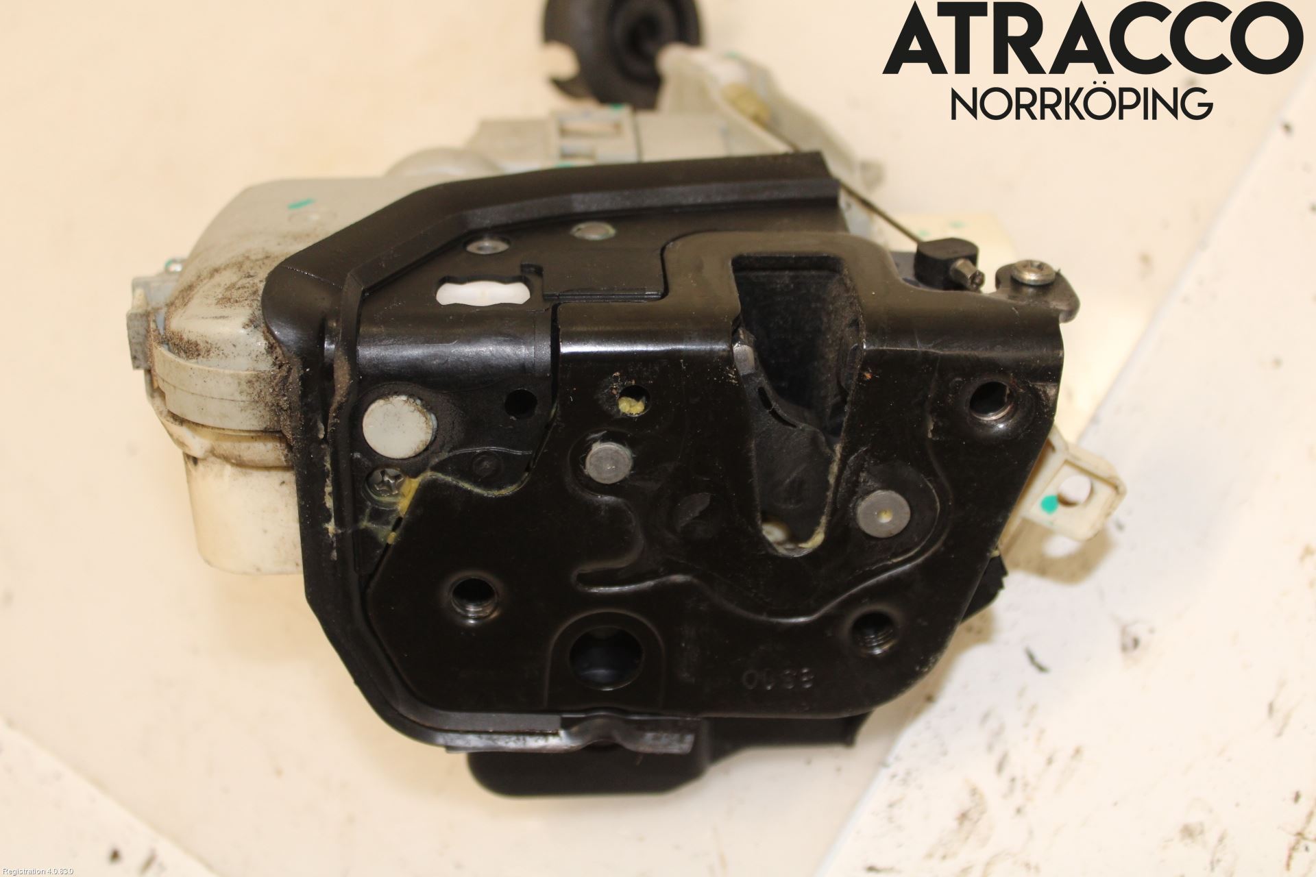 Audi A6/S6     05-11 Låskista-Dörrlås